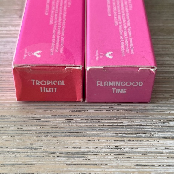 NEW (2) Paradise Pout Lip Plumping Gloss | Tropical Heat & Flamingood Time - Picture 3 of 7